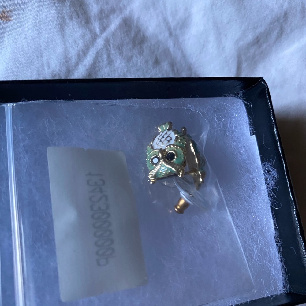 Windsor earrings